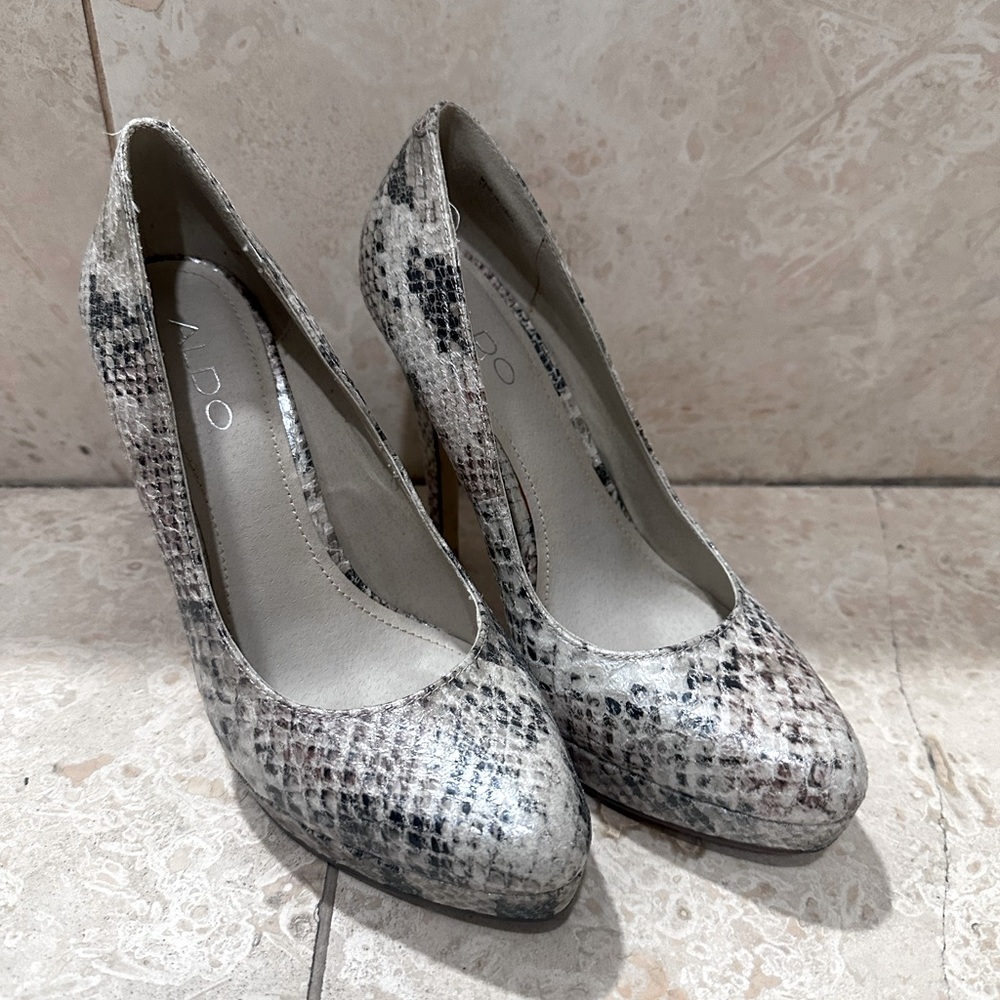 Aldo pumps